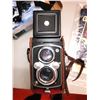 Image 2 : Vintage Yashika MAT MXV Camera Cat A