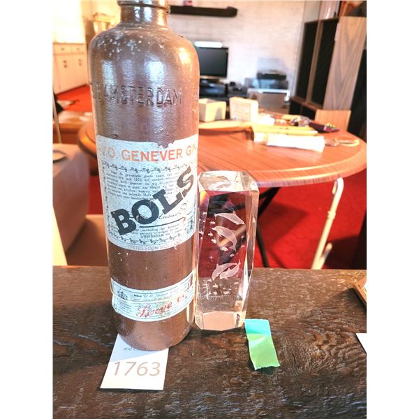 Vintage Gin Bottle & Laser Glass Paper Weight Cat A