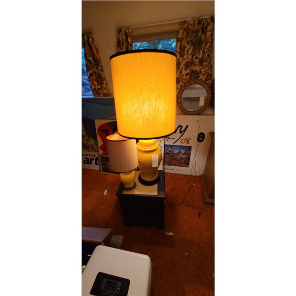 Vintage Cabinet & Lamps B