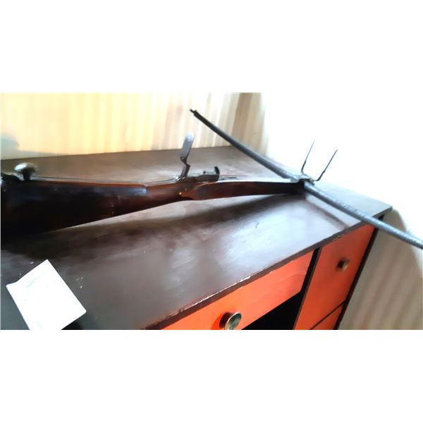Antique Crossbow Cat B