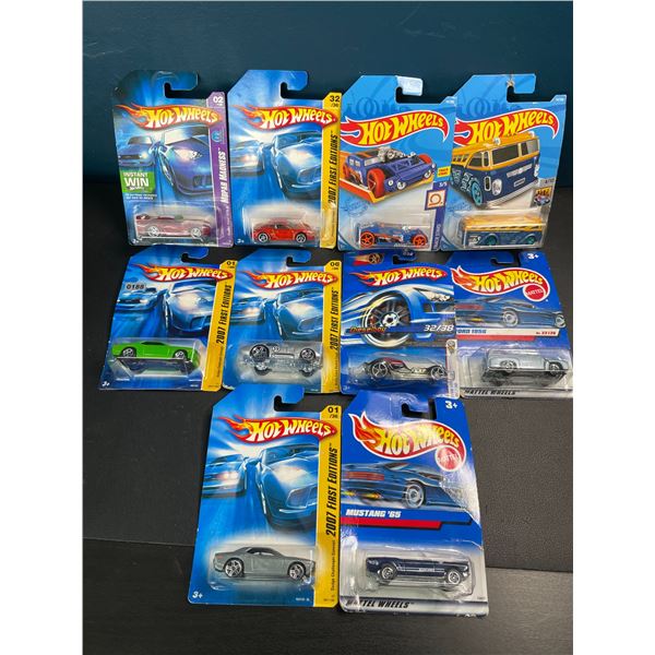 Lot of 10 Assorted Hot Wheels