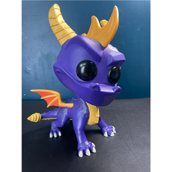 Lot of 1 Spyro the Dragon Figurine - Large 9-Inch Size