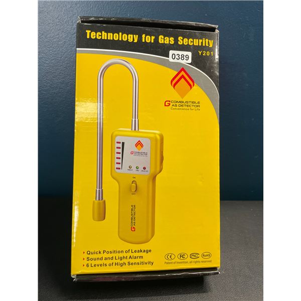 Lot of 1 Combustible Gas Detector Tool