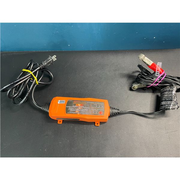 Lot of 1 MotorMaster Eliminator Weather-Resistant Intelligent Battery Charger/Maintainer - Used