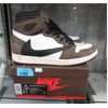 Image 1 : Men's Nike Air Jordan 1 Hight Top OG Runners