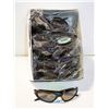 Image 1 : BUNDLE OF 12 BRAND NEW SUNGLASSES UV400 PROTECT