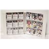 Image 1 : BINDER OF FOIL HOCKEY CARDS