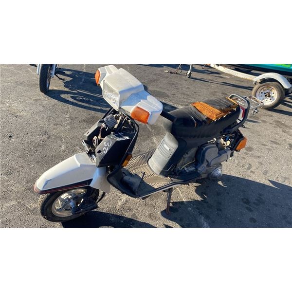 2011 YAMAHA MOTORCYCLE