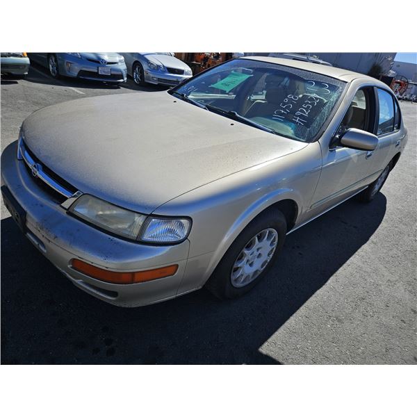 1998 Nissan Maxima