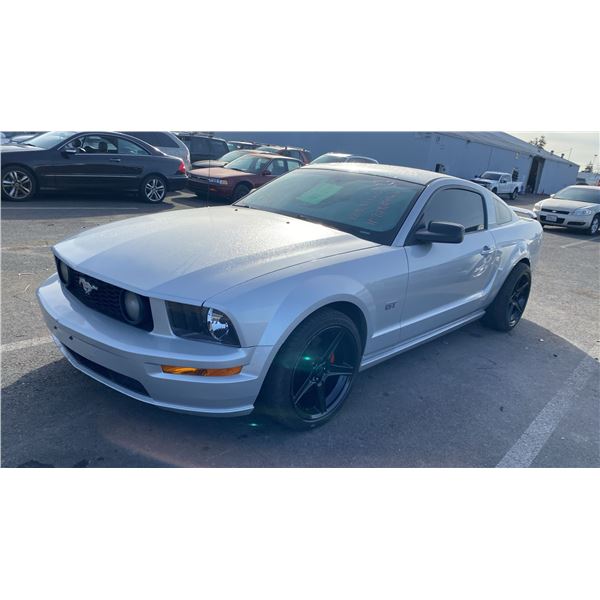 2005 Ford Mustang