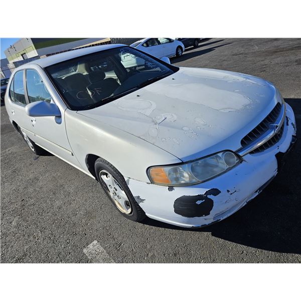 2000 Nissan Altima