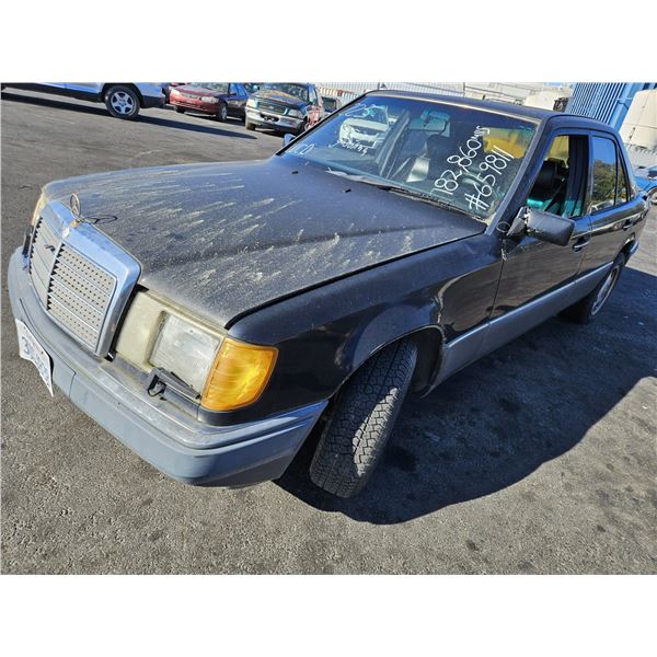 1992 Mercedes-Benz 300-Class