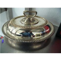 11" Covered silver plated bowl by Reed and Barton (74)