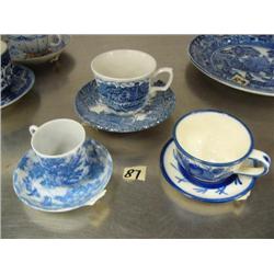 3 blue and white cups and saucers (74)