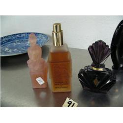 Group of 3 perfume bottles (74)