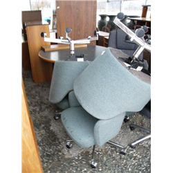 Round table with 4 chairs- chairs on wheels (107)