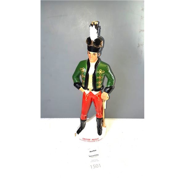 19" Irish Mist Regiment Figurine A