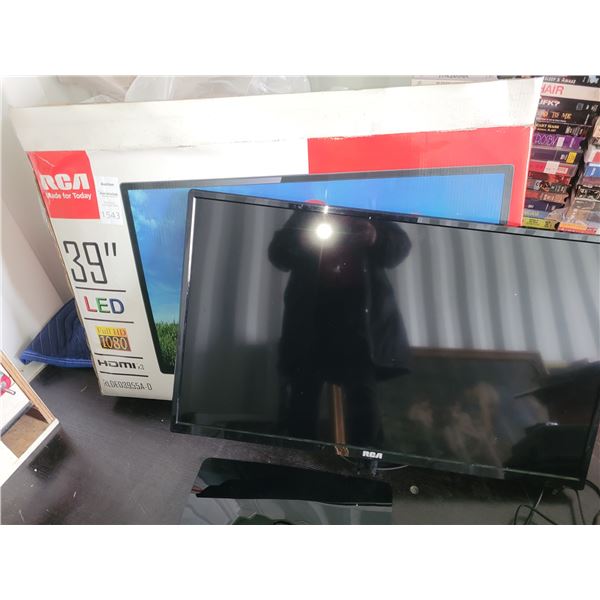 39" RCA LED TV B