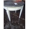 Image 4 : End Table C
