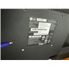 Image 2 : LG 32" tv with remote
