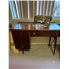 Image 1 : Pfaff sewing machine in cabinet