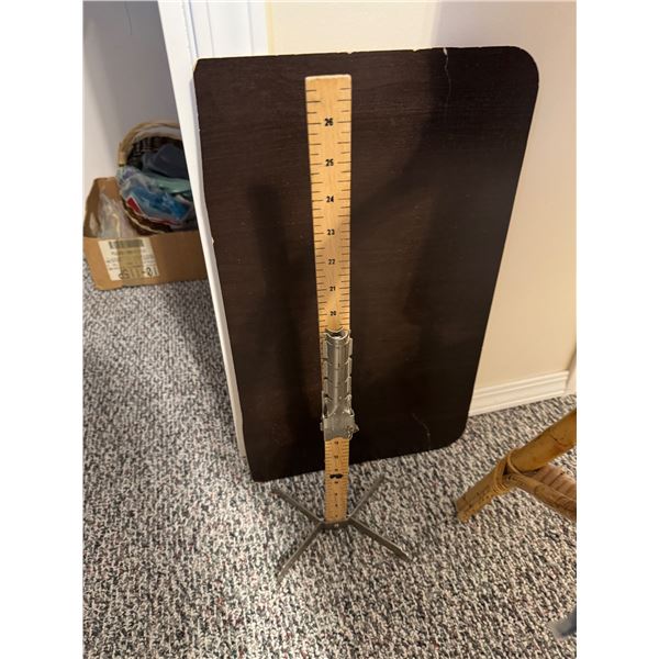 Skirt measure stick