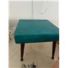 Image 1 : Vintage stool