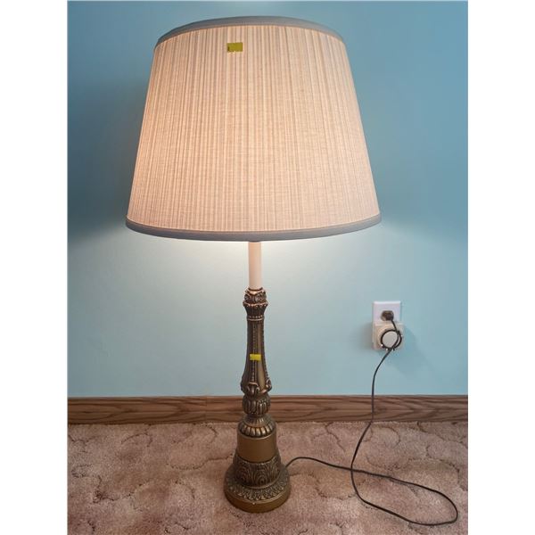 Vintage Table Lamp 36H