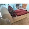 Image 3 : Chaise Lounger Chair 65Lx32Dx33H