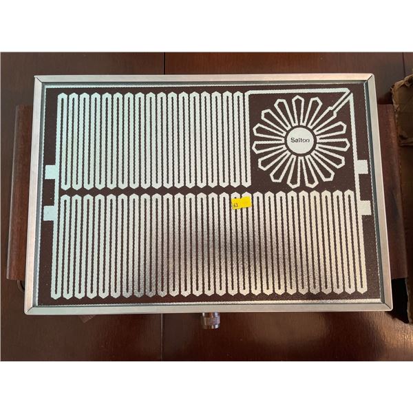 Vintage Salton Hotray Electric Food Warmer