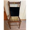 Image 5 : Vintage Retro Solid Wood Chair 16Lx14Dx35H