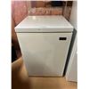 Image 2 : Kenmore Small Chest Freezer 24w x 24d x 35 h