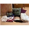 Image 1 : Multiple Blankets, Linens, Towels, Throw Pillows And More