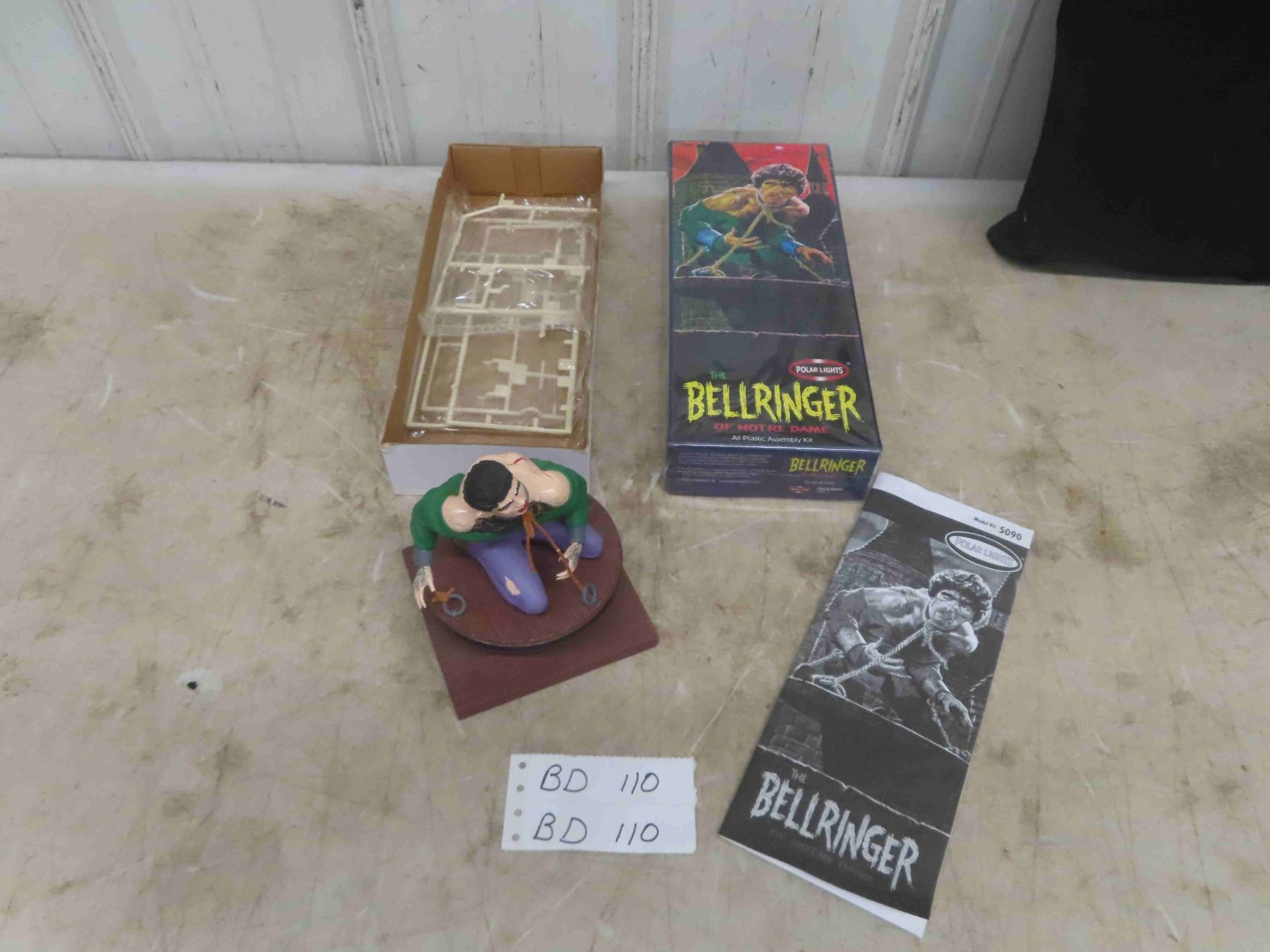 Bell Ringer Kit Polar Lights Model Kit with Box, Hunchback of Notre Dame ( bell ringer ...