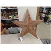 Image 1 : Wooden Star 33" Wide