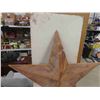 Image 2 : Wooden Star 33" Wide