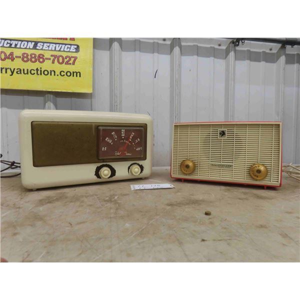 2 Vintage Radios ; Electrohome + Other