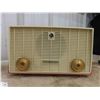 Image 2 : 2 Vintage Radios ; Electrohome + Other