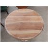 Image 2 : Parson's Round Nesting Tables, Mahogany 22" x 28" 