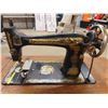 Image 13 : Singer Treadle Sewing Machine in Oak Cabinet