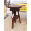 Image 2 : 2 Adjustable Wooden Stools