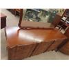 Image 3 : 2 Dressers ; 19" x 37" x 47" & 19" x 32" x 65" plus mirror 33" x 46" 
