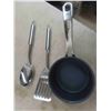Image 5 : Tfall 12 pc Platinum Non Stick Cookware  - New 