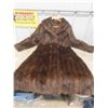 Image 4 : Ladies Fur Coat Sz?? Maybe Med