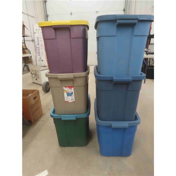 6 Rubbermaid Totes with Lid - 68.1L