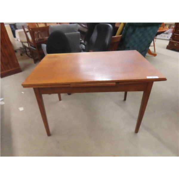 Wooden Table with Pull Out End Leafs 30" x 31" x 47" plus  30" when Leaves Extended