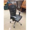 Image 1 : Swivel Adjustable Office Chair