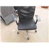 Image 2 : Swivel Adjustable Office Chair