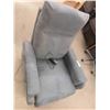 Image 4 : Power Recliner Chair