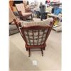 Image 4 : Gliding Rocker Chair